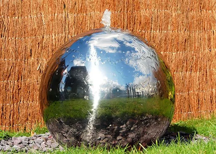 Recurso de água de esfera de aço inoxidável